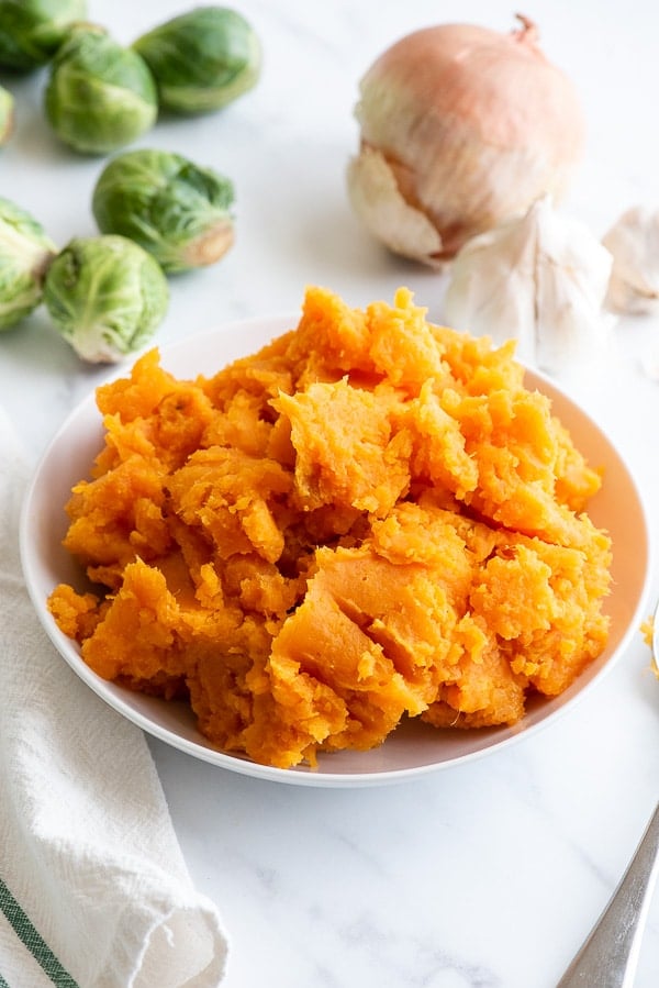 freshly made bowl of mashed sweet potatoes