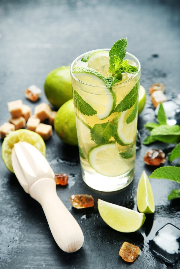 Fresh mojito using simple syrup