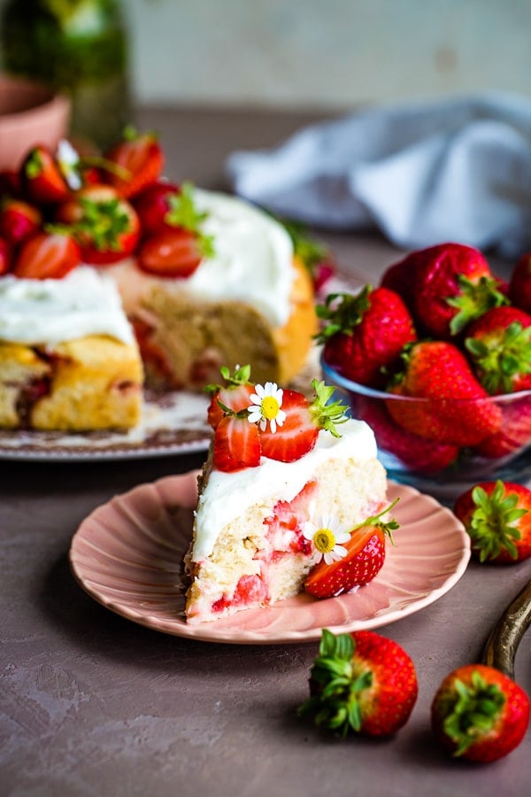 Strawberry Cake slice 