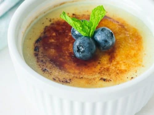 Cr me Brulee with Blueberry Compote in the Instant Pot