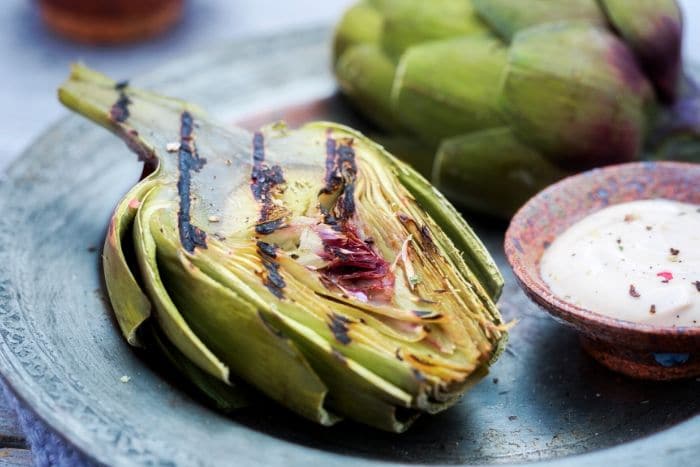 grilled artichoke and dipping sauce