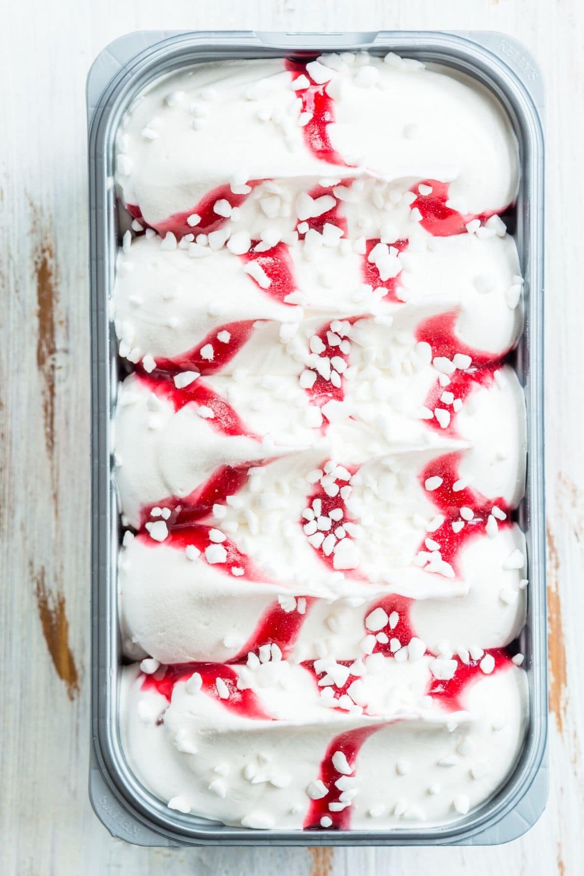 vanilla ice cream with berry ripple
