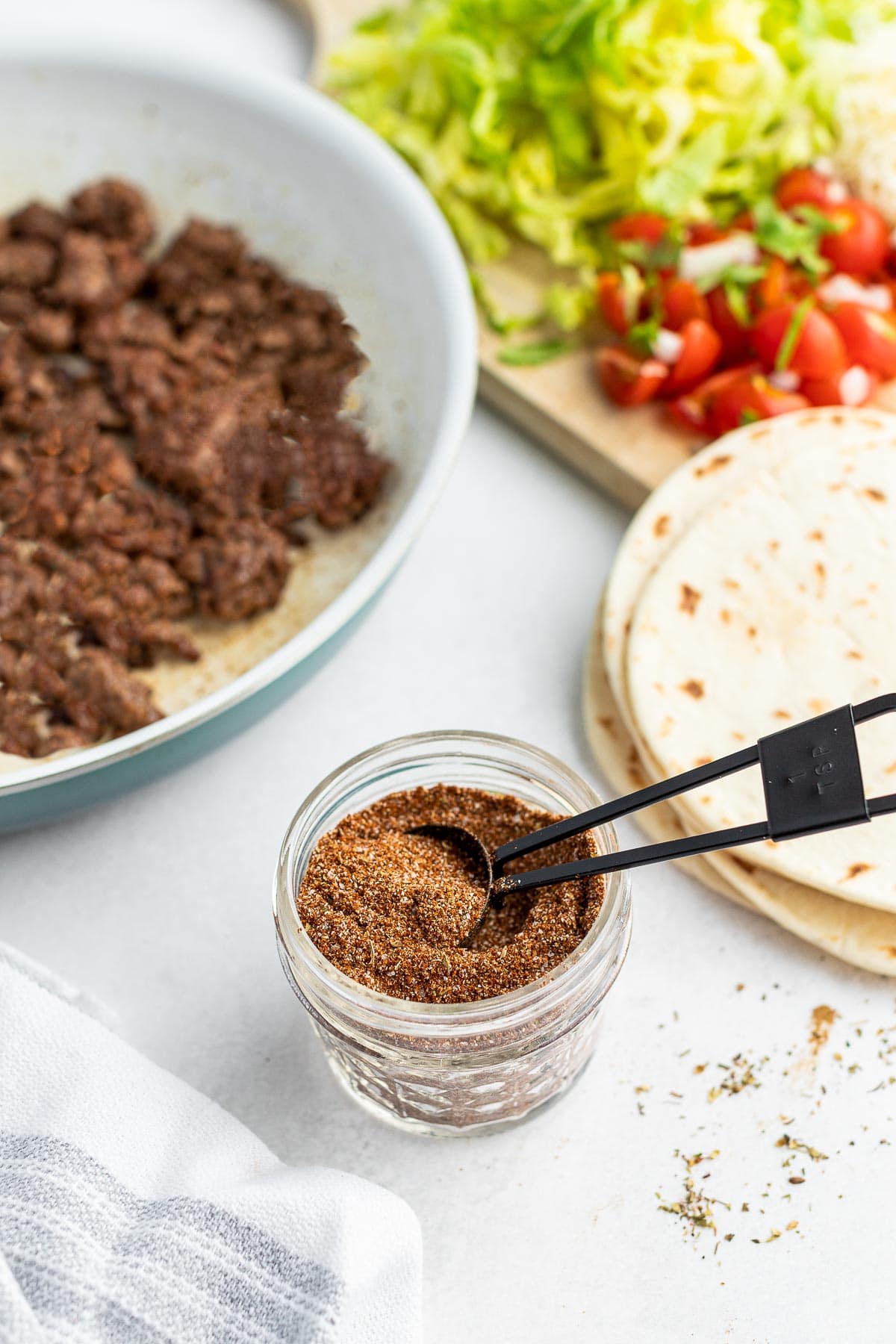 taco seasoning with beef taco ingredients