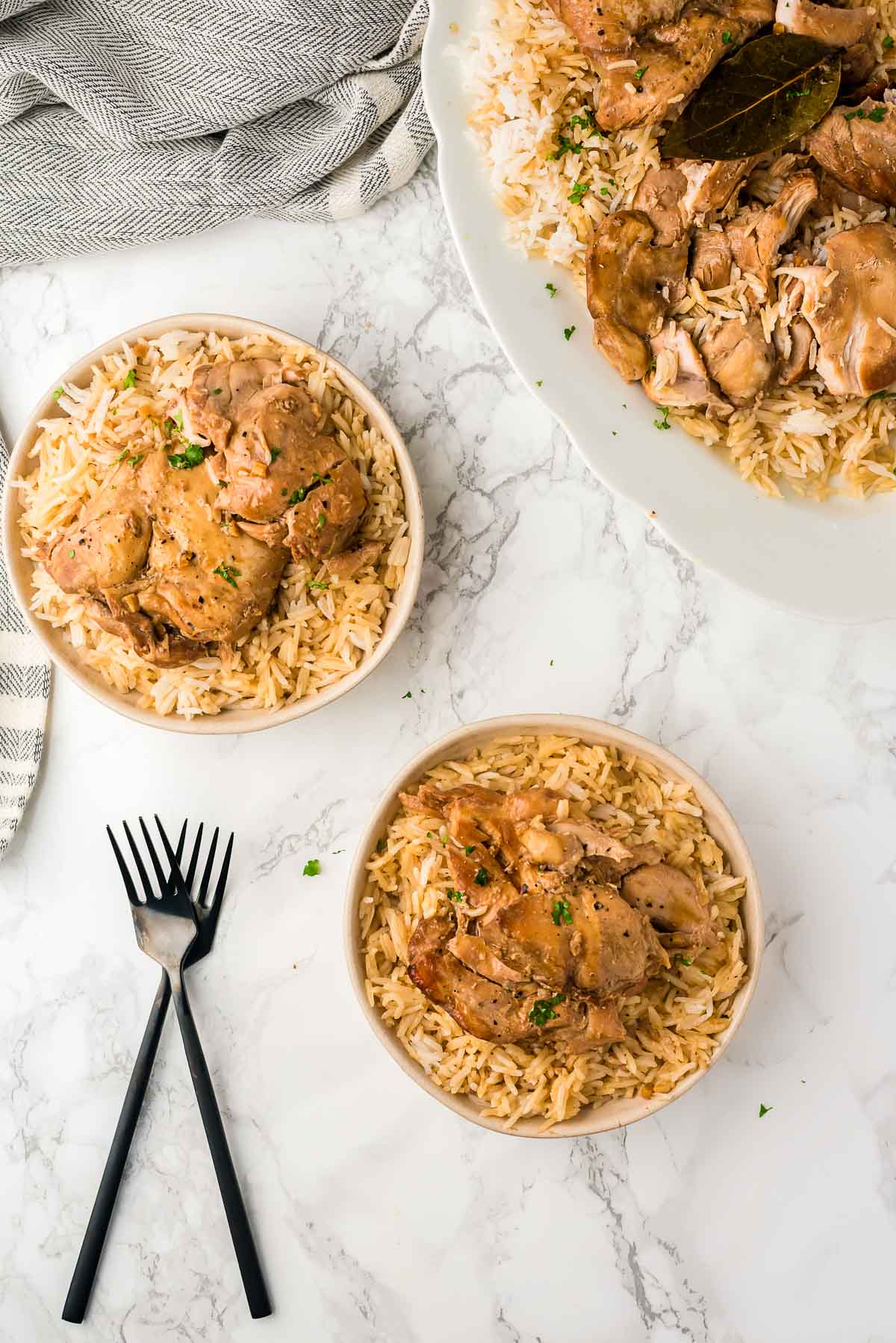 chicken adobo in bowls