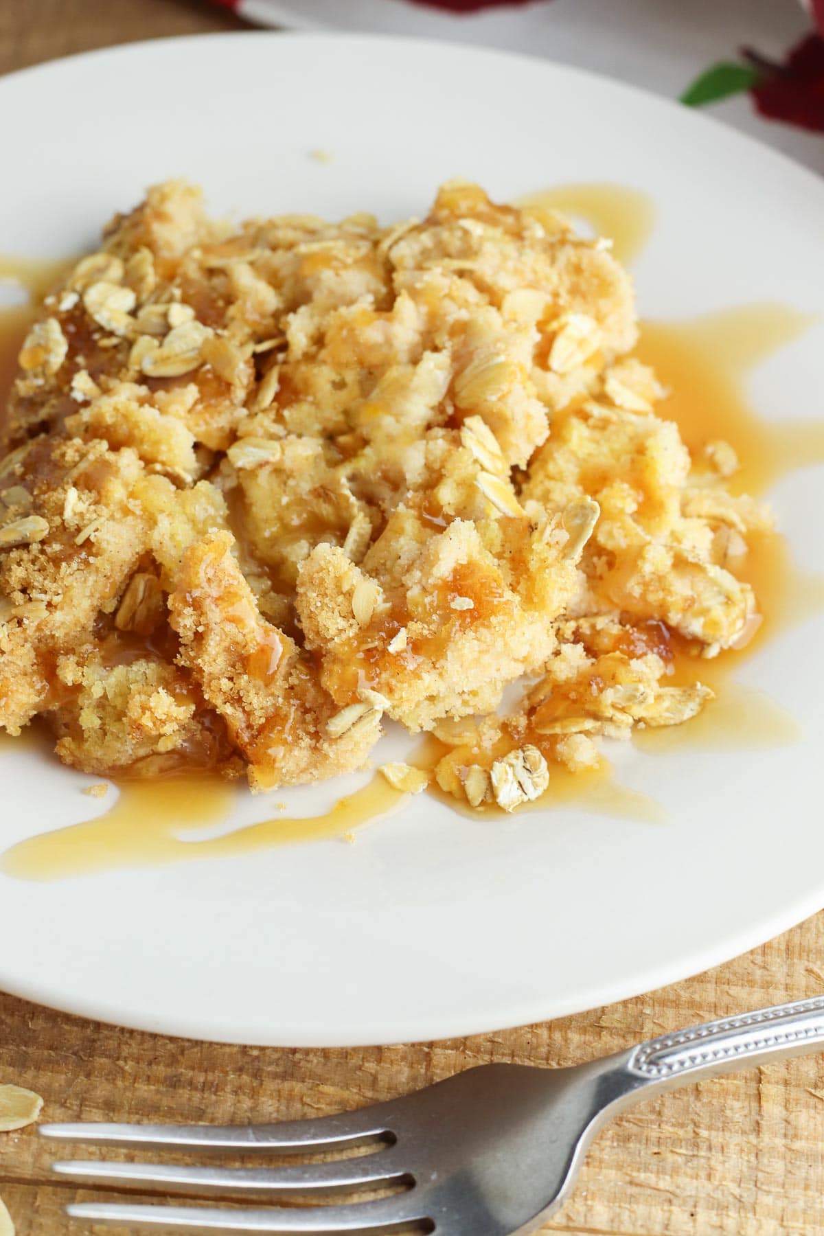 apple dump cake close up 