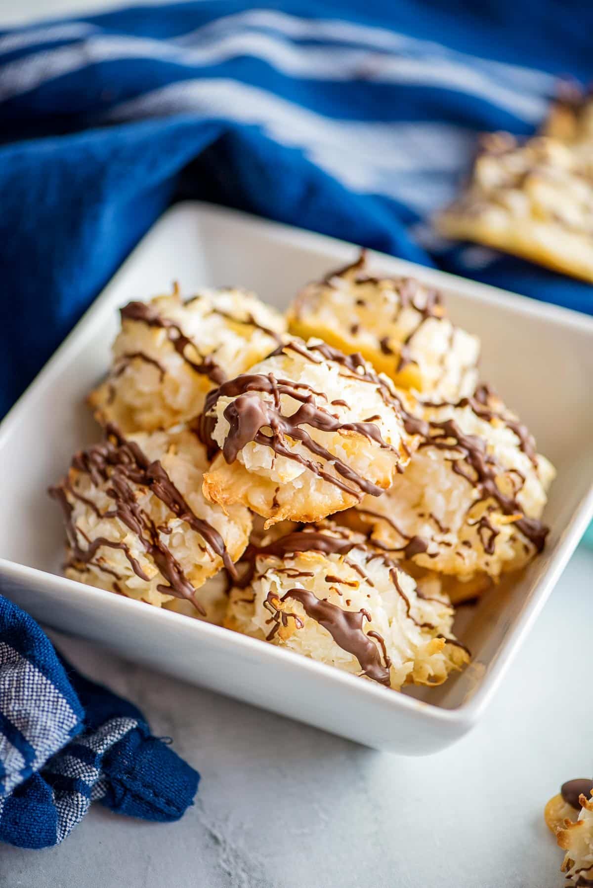 coconut macaroons in bowl 