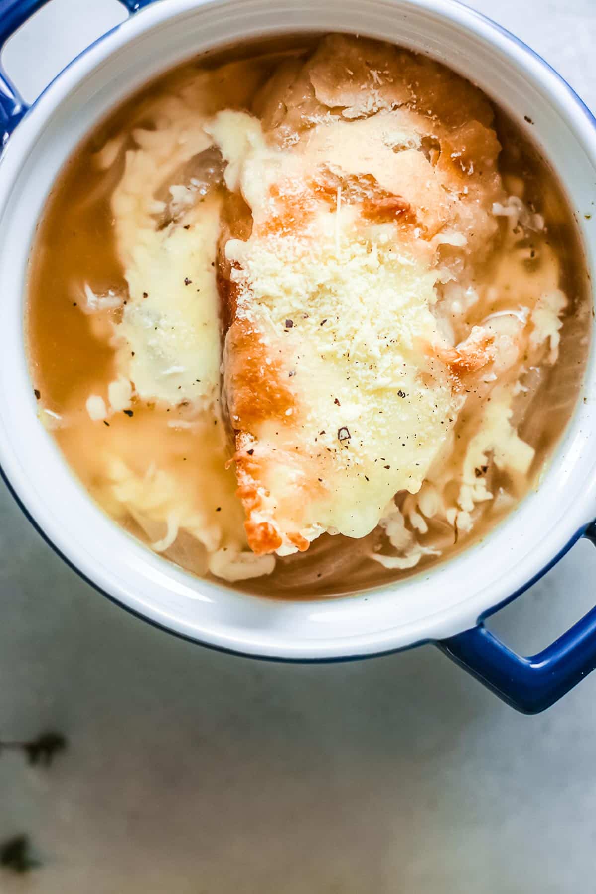 french onion soup close up