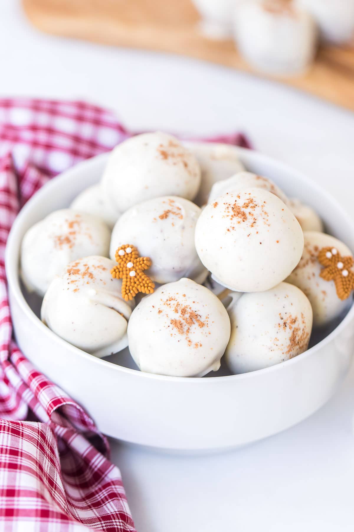 gingersnap white chocolate truffles in bowl with nutmeg sprinkles