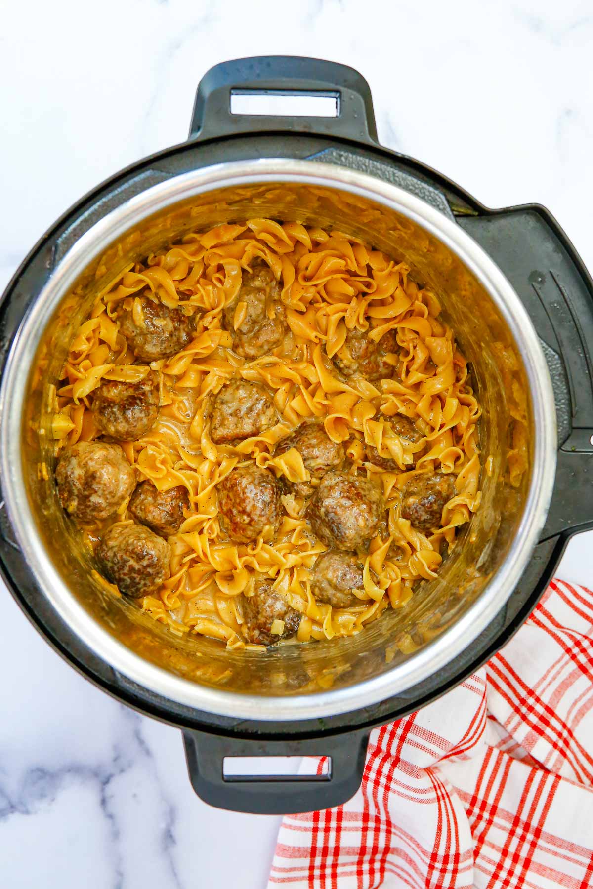 egg noodles with Swedish meatballs in Instant Pot