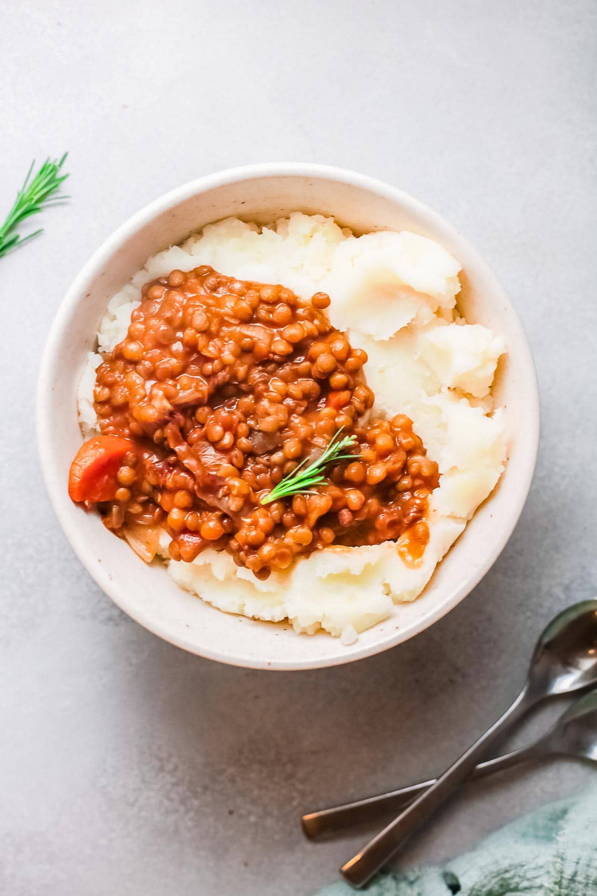 lentils with mashed potatoes