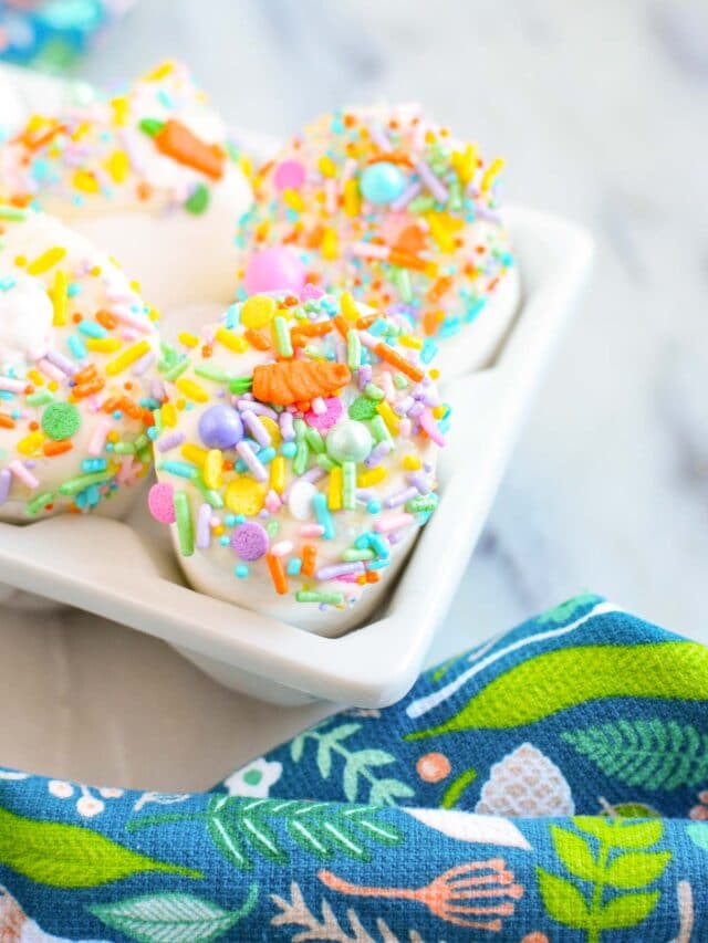 Easter Chocolate Dipped Marshmallows