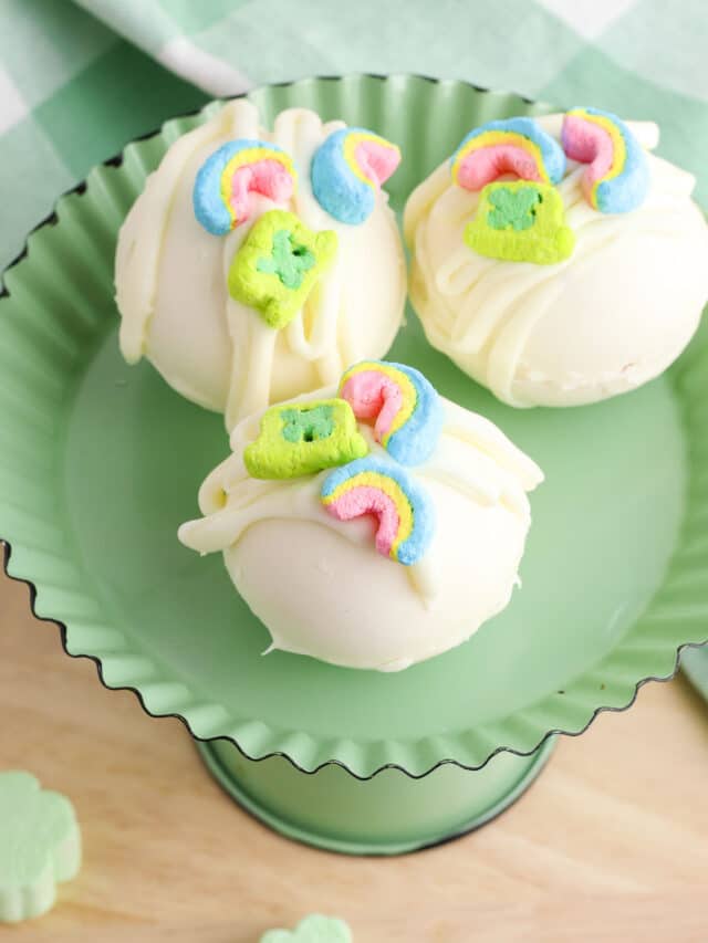 Lucky Charms Hot Cocoa Bombs