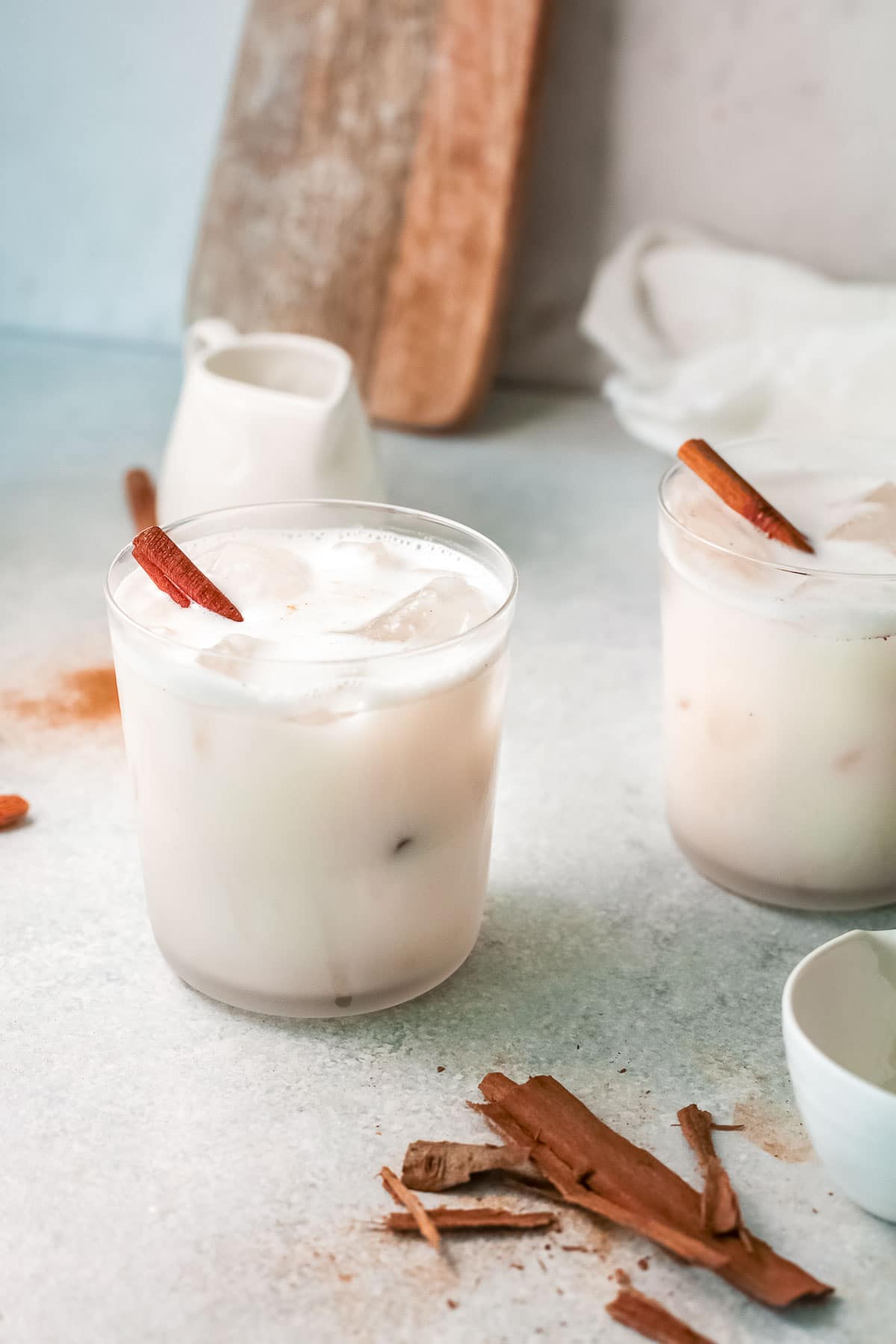 horchata in 2 glasses