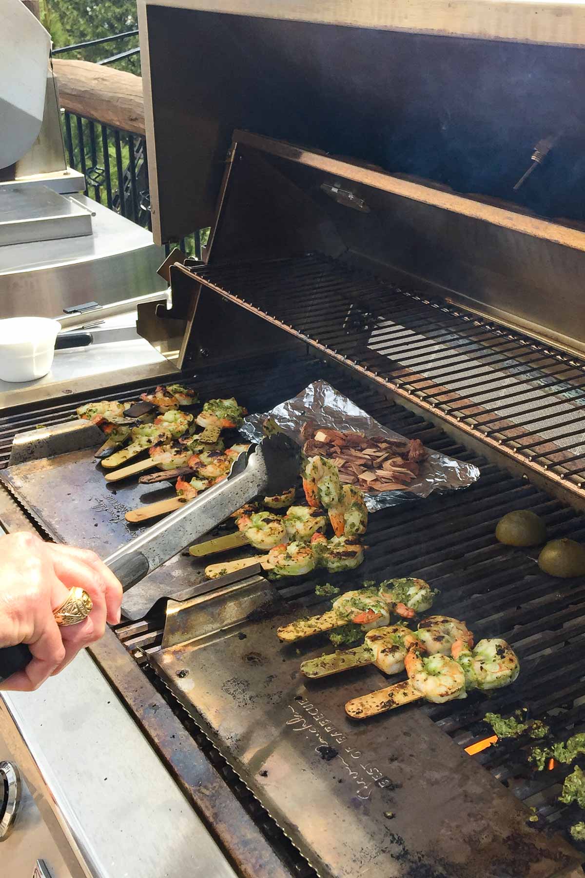 grill with shrimp skewers