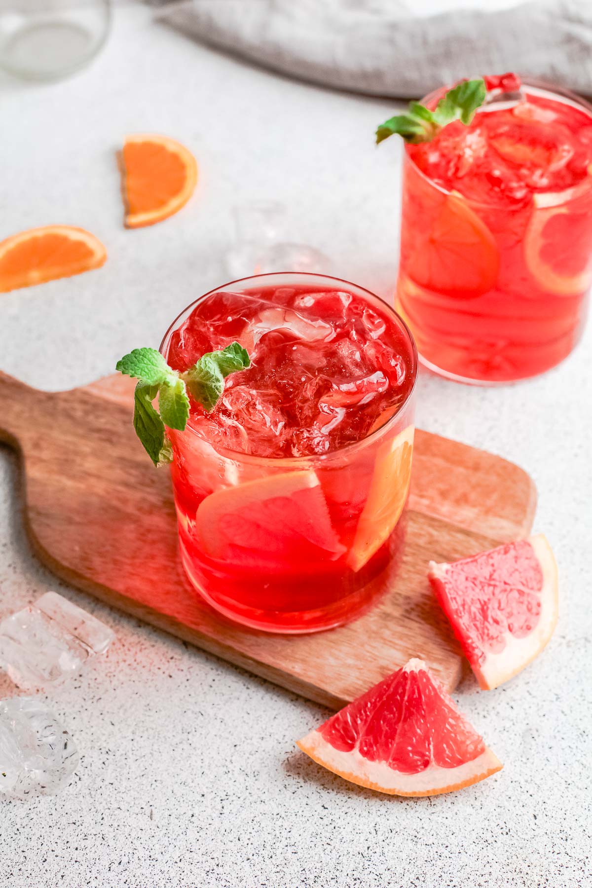 aperol spritz with ice from above