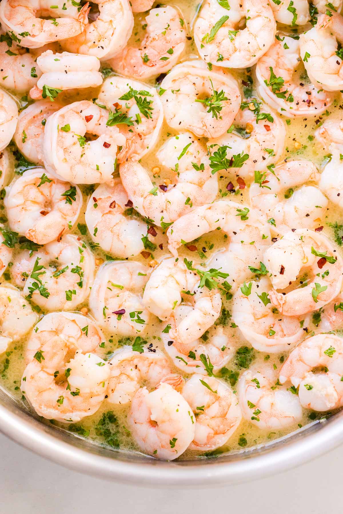 shrimp scampi in pan