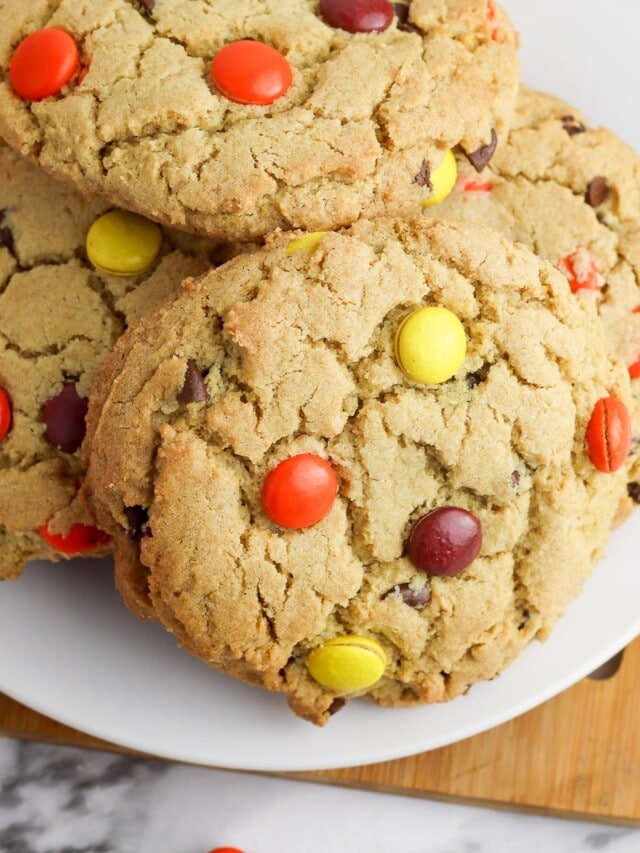 cropped-Reeses-Peanut-Butter-Cookies-sq.jpg