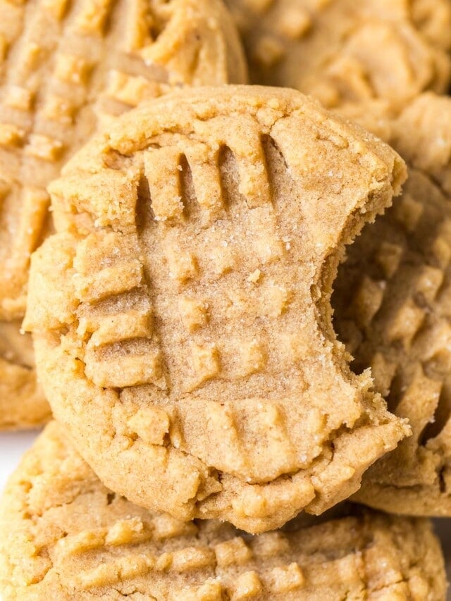 cropped-stacked-peanut-butter-cookies-with-bite-out-SQ.jpg