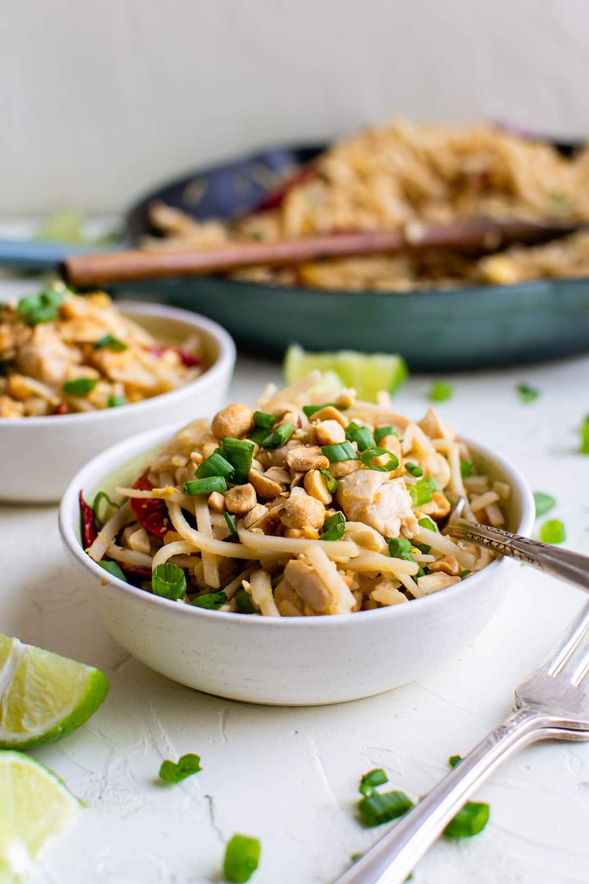 chicken pad thai in bowl