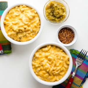 Instant Pot Gluten-Free Macaroni and Cheese with Green Chilies