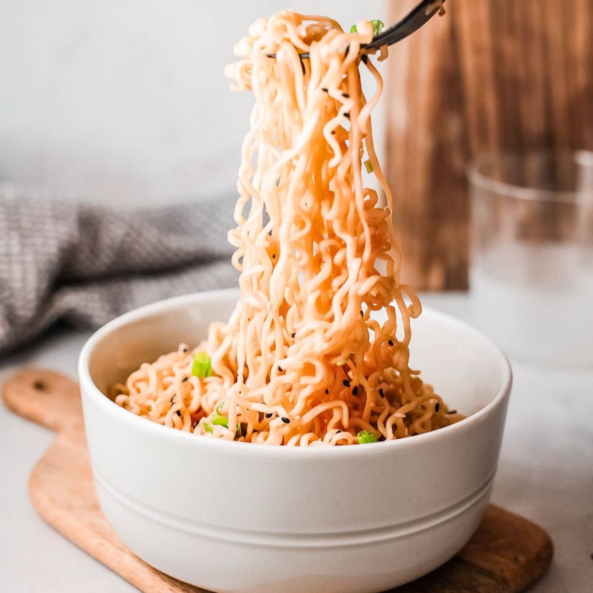 Spicy Noodle - 10-Minute recipe - Locavore®