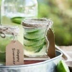LIMEADE IN JARS WITH LIME SLICES
