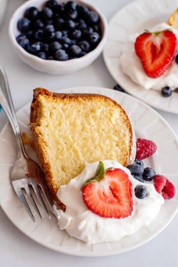 Easy Cream Cheese Pound Cake Recipe - Boulder Locavore