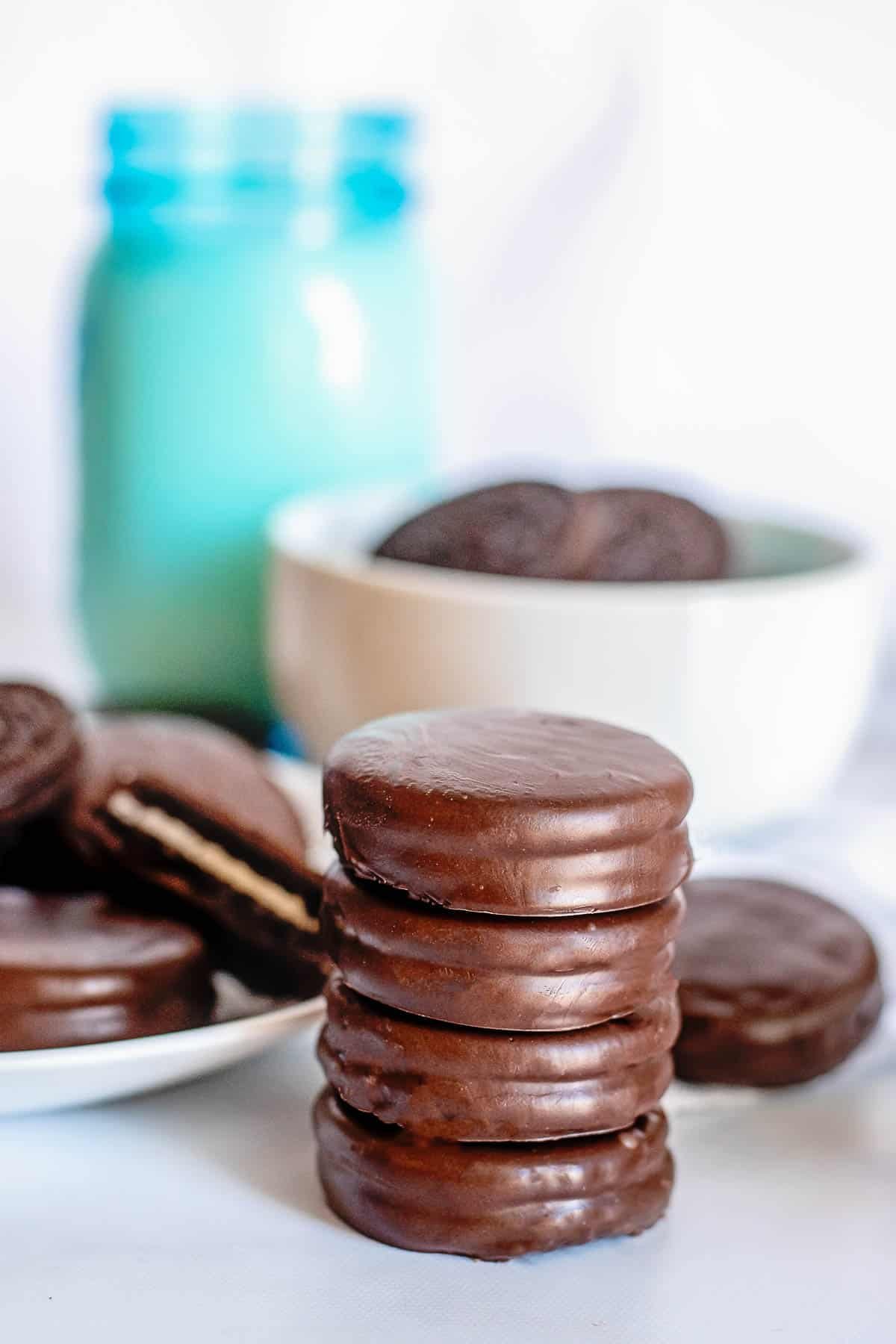 chocolate covered oreos stacked.