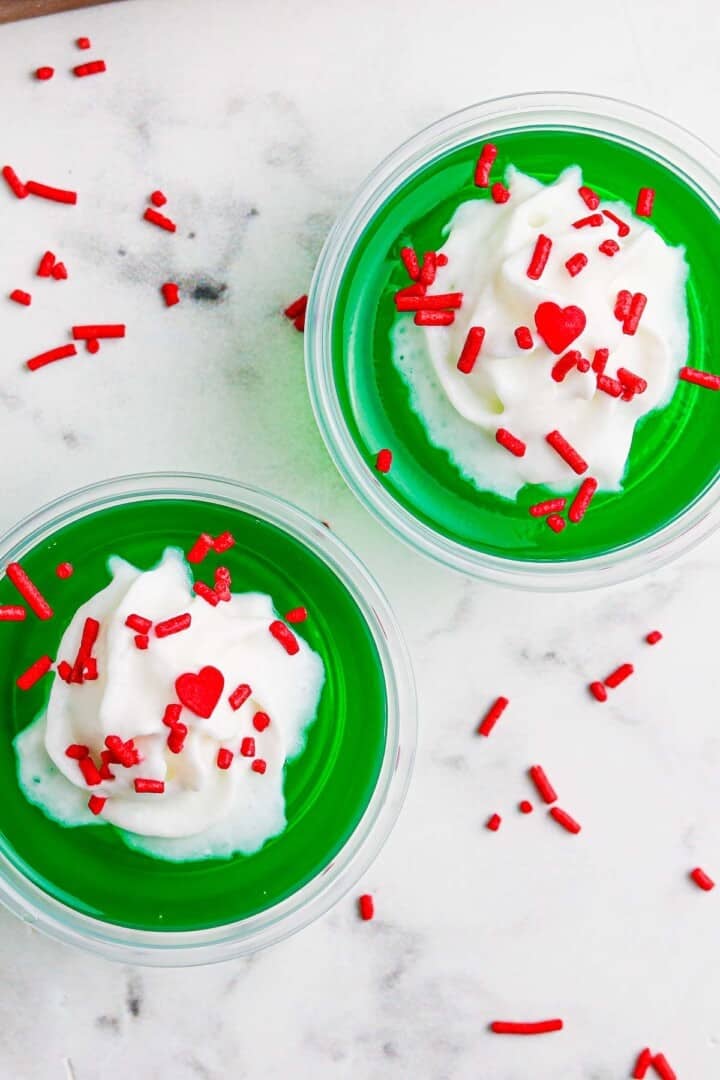 Easy Grinch Jello Shots (Christmas Jello Shots recipe) - Boulder Locavore
